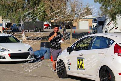 media/Oct-29-2022-CalClub SCCA (Sat) [[e05833b2e9]]/Around the Pits/